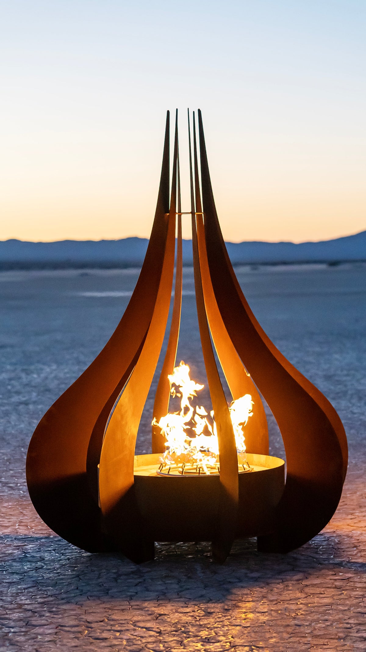 The Comet 48 inch stainless fire sculpture – alternate view