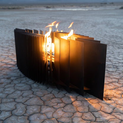 https://cdn.shopify.com/s/files/1/0759/2276/8110/files/Fire-Sculpture-The-Mobius-002.jpg?v=1765996307