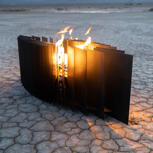 https://cdn.shopify.com/s/files/1/0759/2276/8110/files/Fire-Sculpture-The-Mobius-002.jpg?v=1765996307