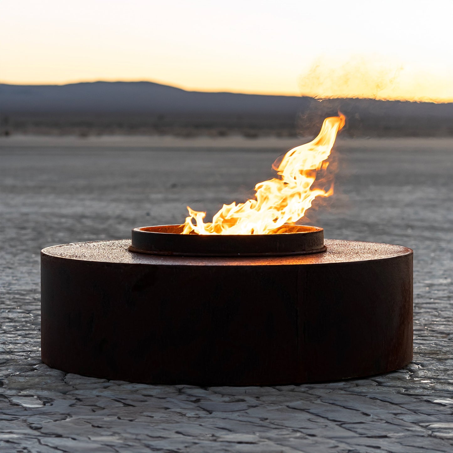 https://cdn.shopify.com/s/files/1/0759/2276/8110/files/Fire-Sculpture-The-Orbit.jpg?v=1765997597
