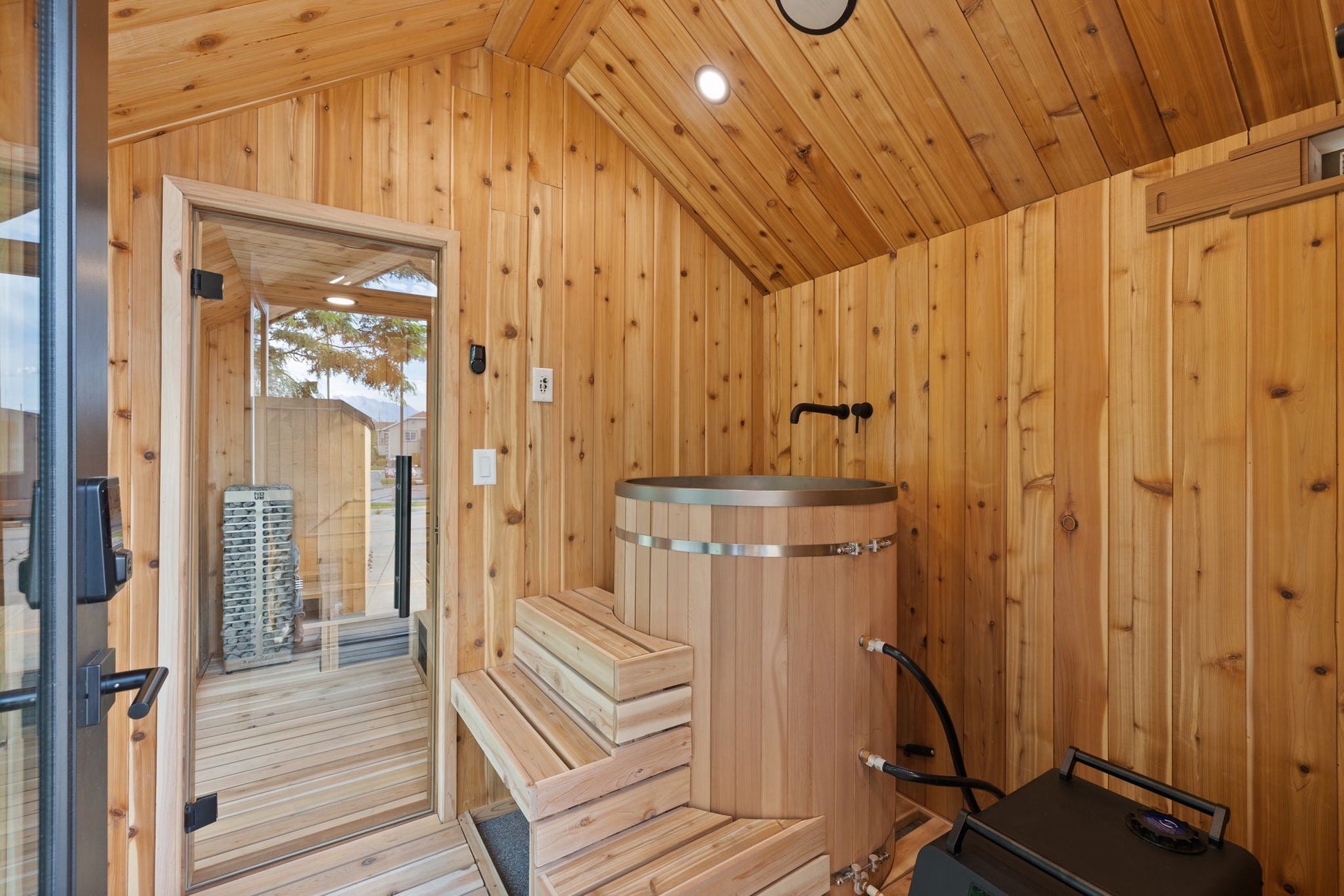 Sweaty Yeti Sauna Plus Barrel Plunge - official product image 19