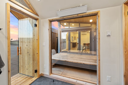 Sweaty Yeti Sauna Fit - official product image 3