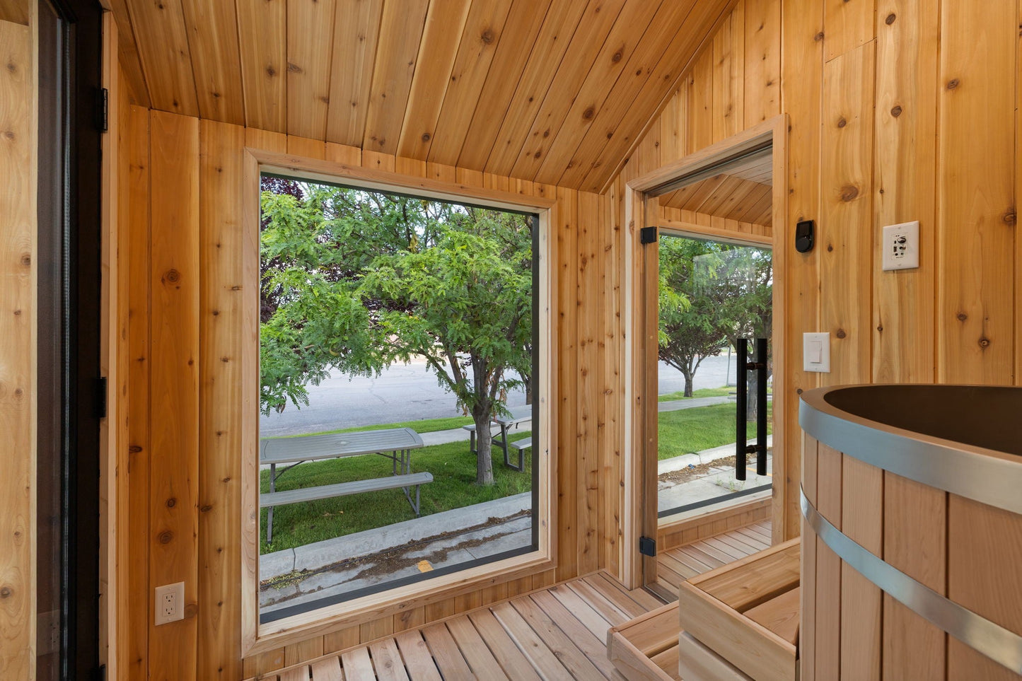 Sweaty Yeti Sauna Plus Barrel Plunge - official product image 2