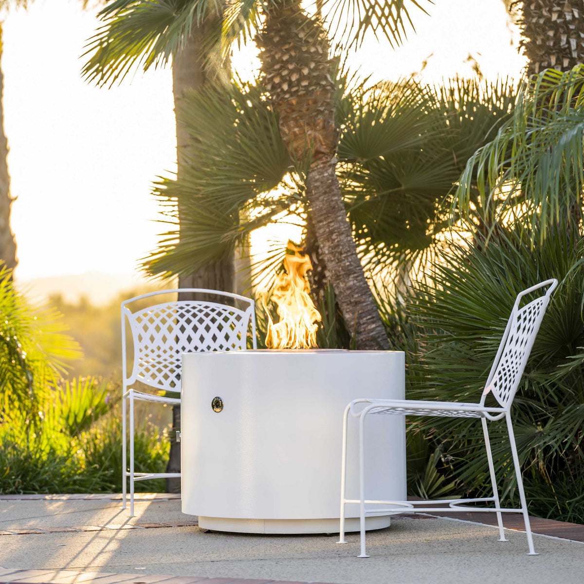 Beverly Fire Pit - Metal Collection - 42" | The Outdoor Plus image 5
