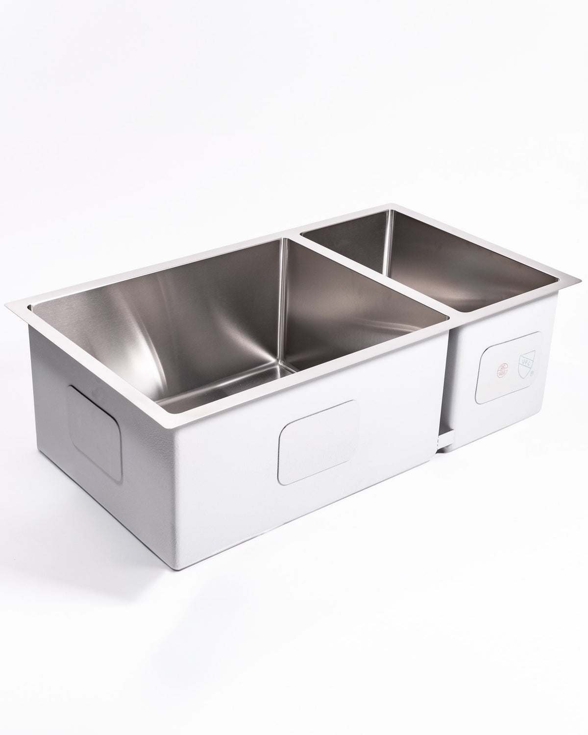 Cameo Diamond 32" 70/30 double bowl stainless steel sink, angled view