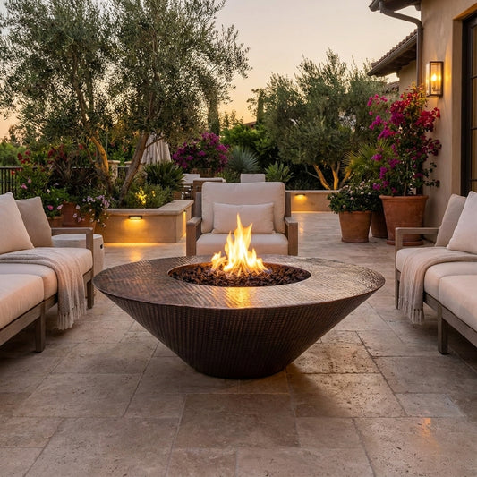 Cazo Fire Pit Wide Ledge - Hammered Copper