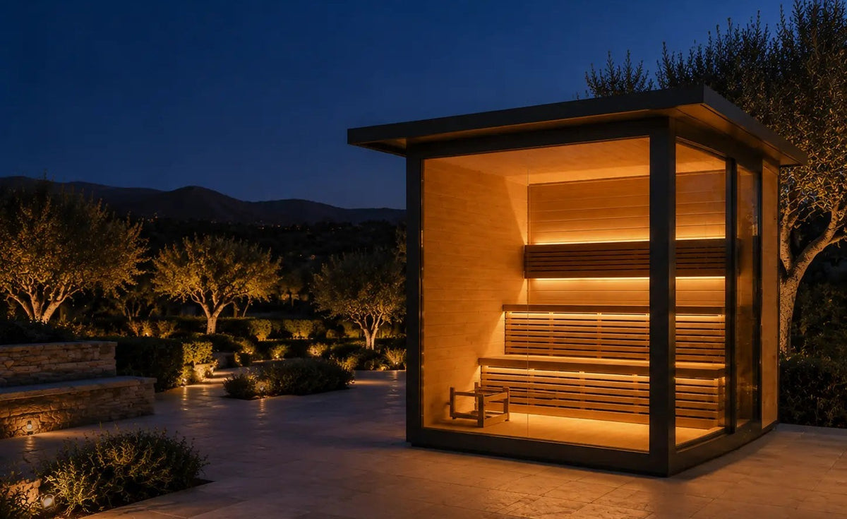 SOLENNE Altura outdoor glass-front sauna – image 2