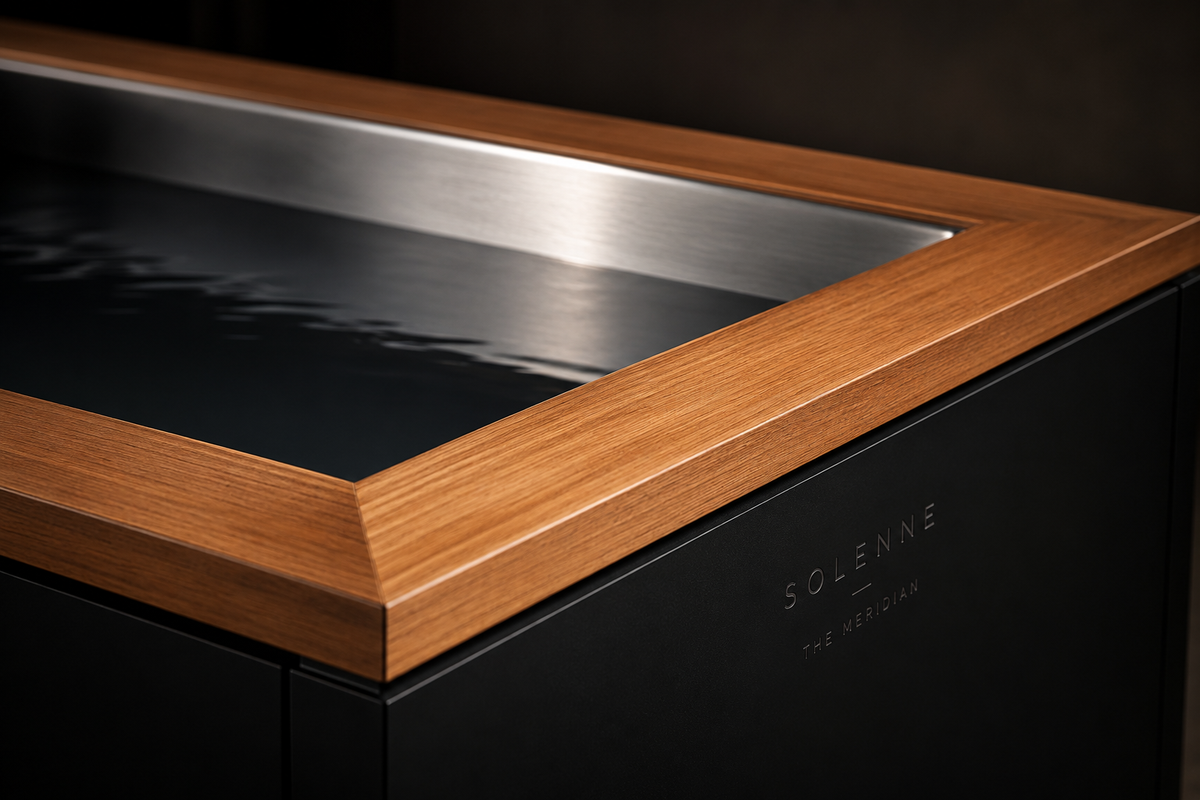 SOLENNE Privé stainless steel and cedar cold plunge – image 4