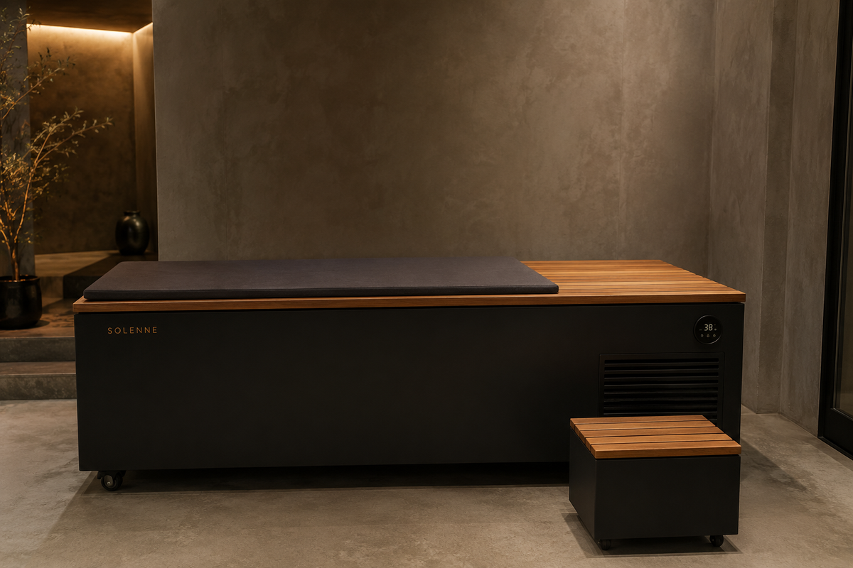 SOLENNE Privé stainless steel and cedar cold plunge – image 7